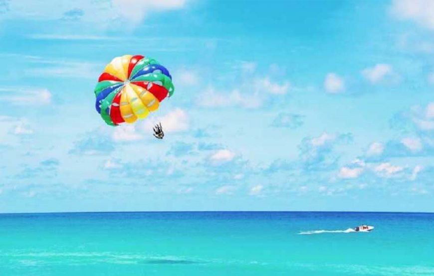 Parasailing in Hurghada
