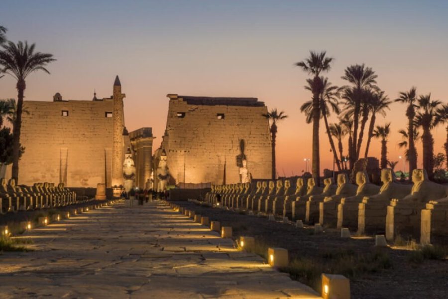 Luxor VAN Tour – Temples, Nile Boat Ride & Valley of the Kings